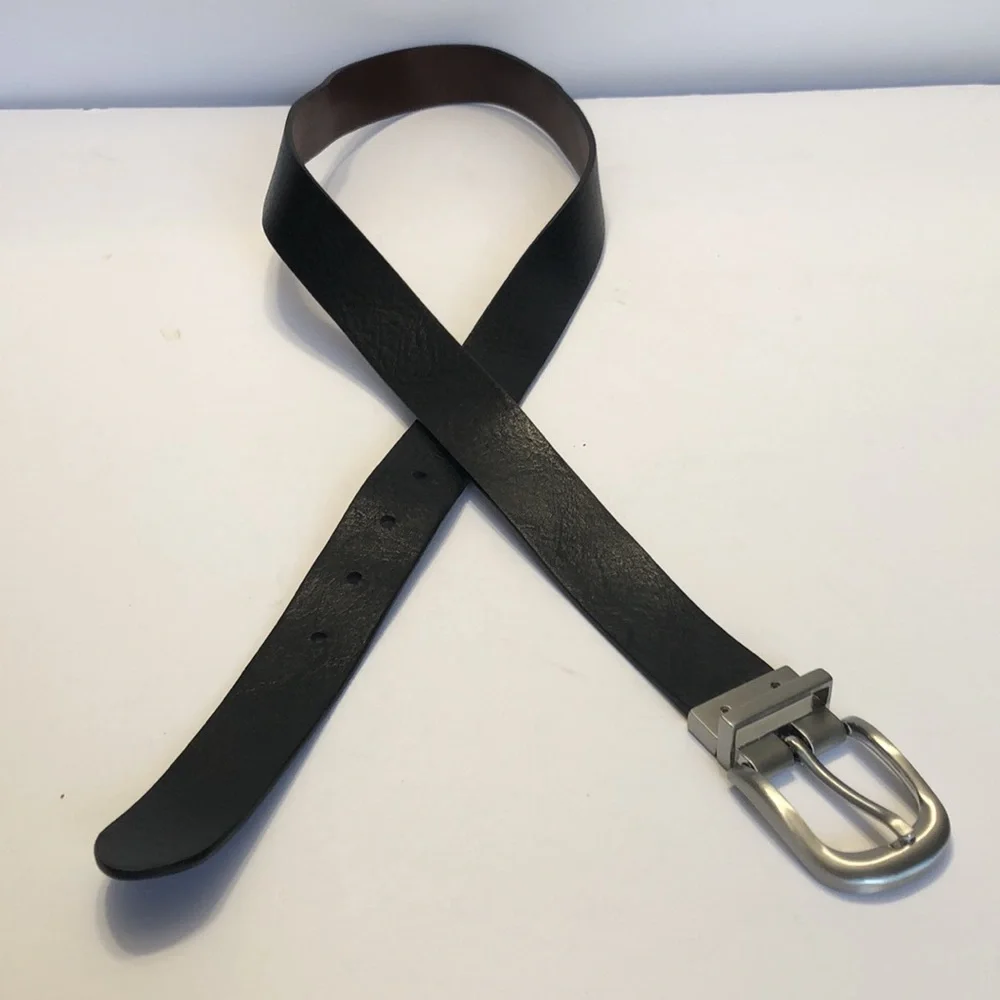 Men’s Reversible Black Brown Supple Leather Belt size Large 40”